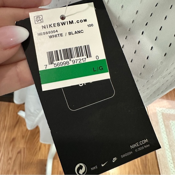 Nike Swim White Layered Racerback Tank Top Size Large – NWT - Picture 8 of 16